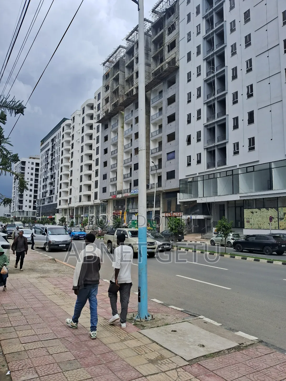 3bdrm Apartment in Jenboro Realestate, Bole for sale