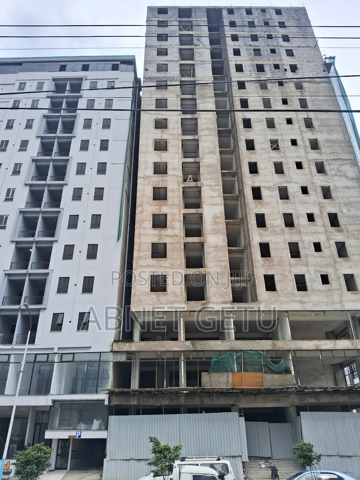 3bdrm Apartment in Jenboro Realestate, Bole for sale