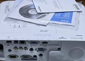 Brand New Epson Eb-X49 Projector Technology: 3lcd, RGB Liquid Cryst
