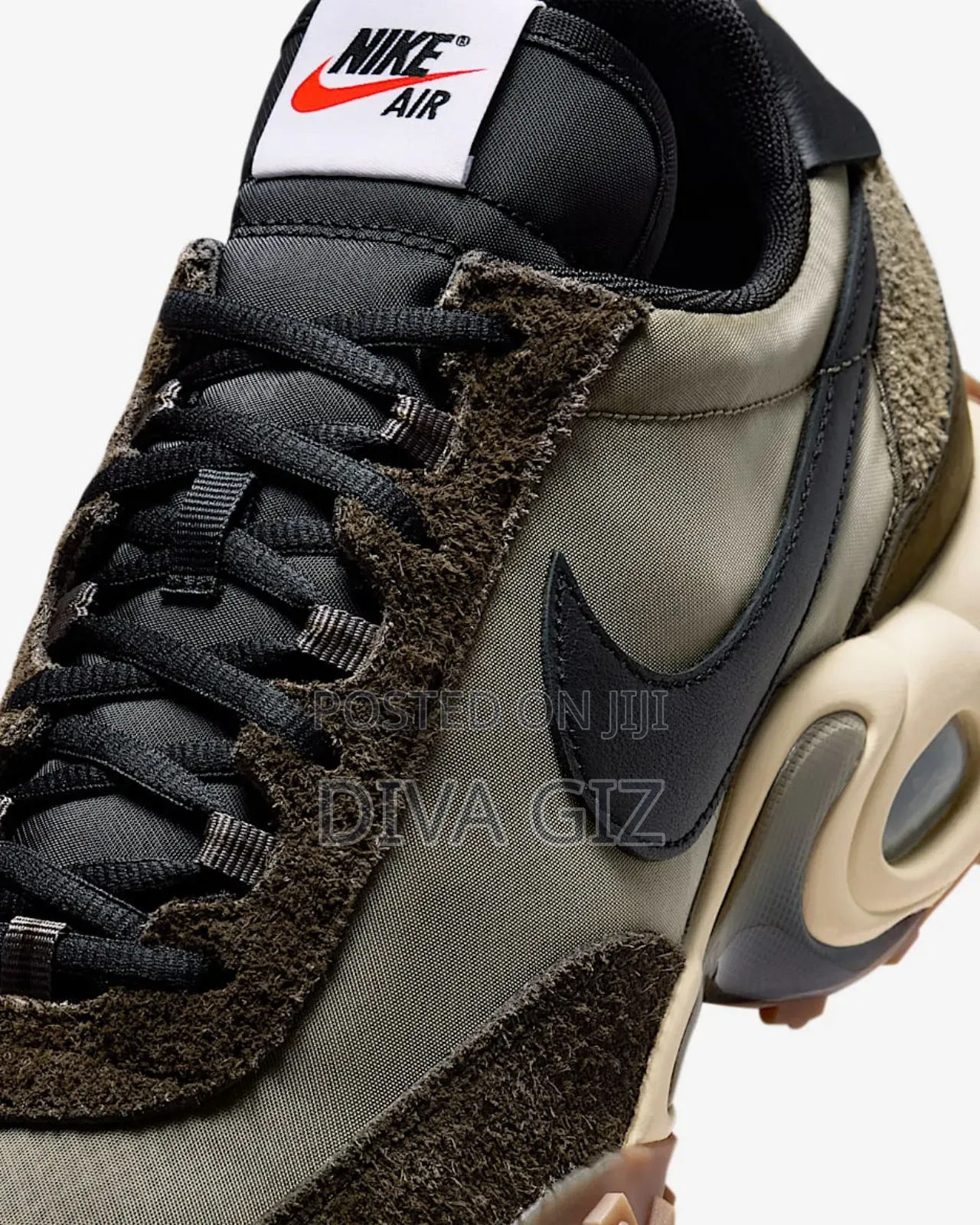 33,500 Birr
Nike Air Max Waffle Sp
 Original Shoes Only 