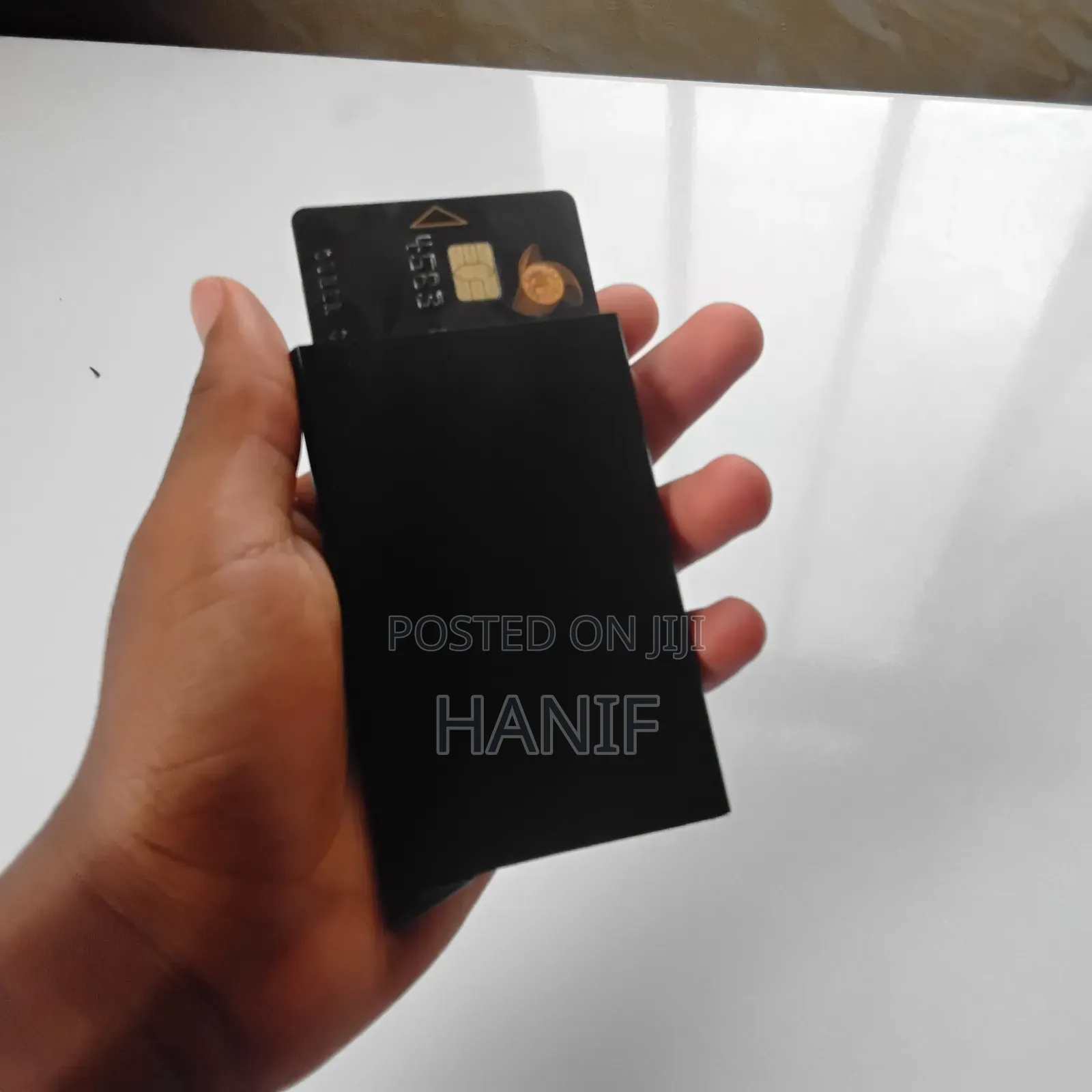 Premium Metal Pop-Up Card Holder – Wallet