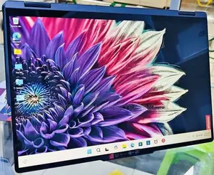 New Laptop Lenovo Yoga 700 16GB Intel Core Ultra 7 SSD 1T