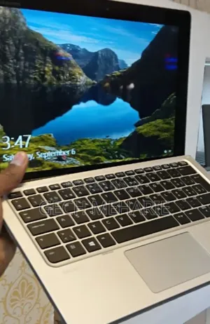 Photo - New Laptop HP Elite X2 1012 G2 8GB Intel Core M SSD 256GB