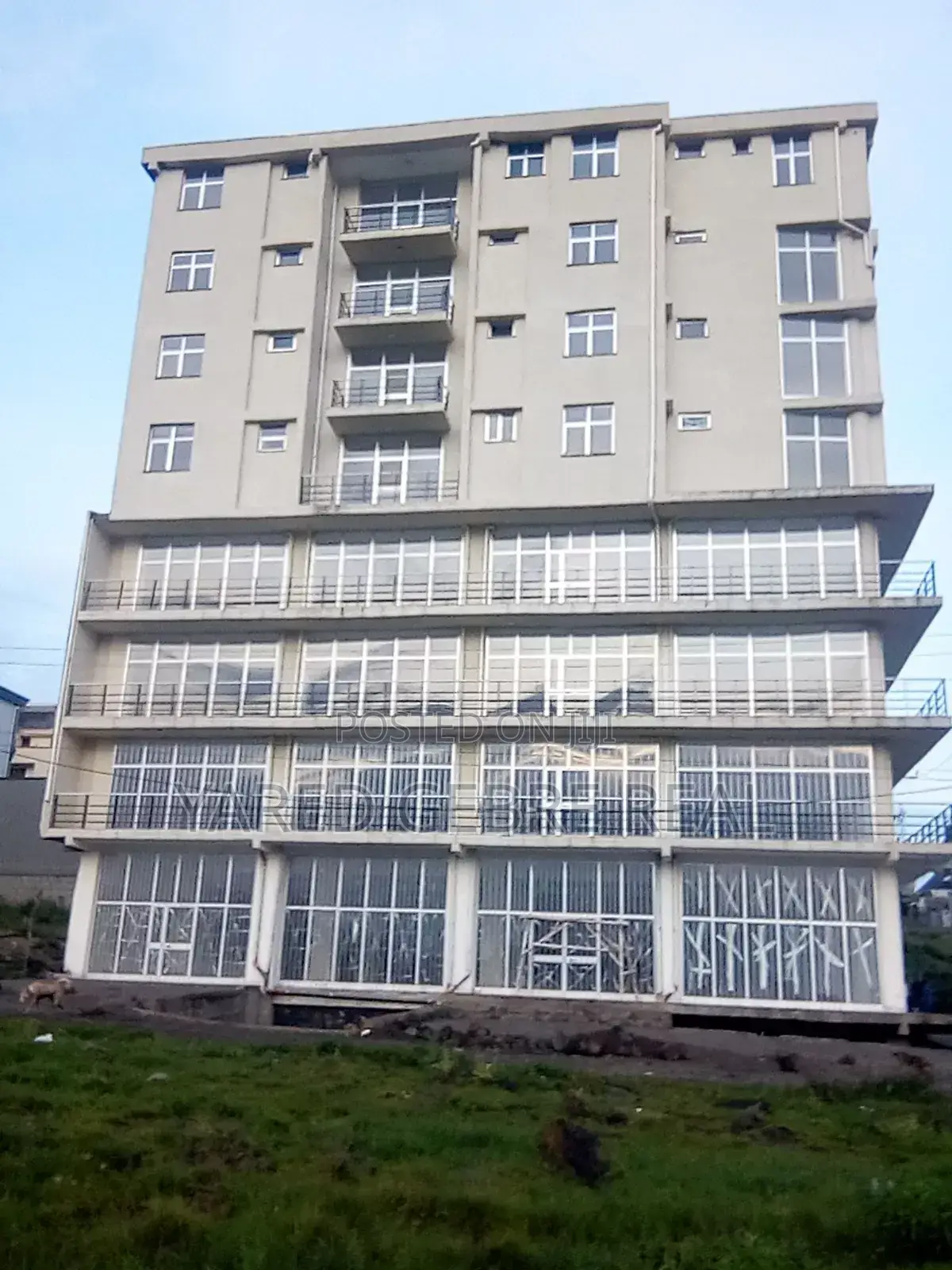 Furnished 3bdrm Apartment in 🏠Full Finished , Yeka for sale