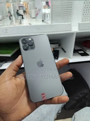 Photo - Apple iPhone 12 Pro 128 GB Gray