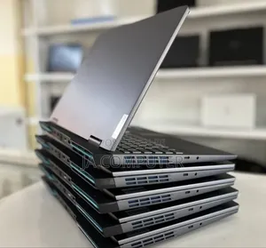 New Laptop Lenovo LOQ 15IRH8 16GB Intel Core I5 SSD 512GB
