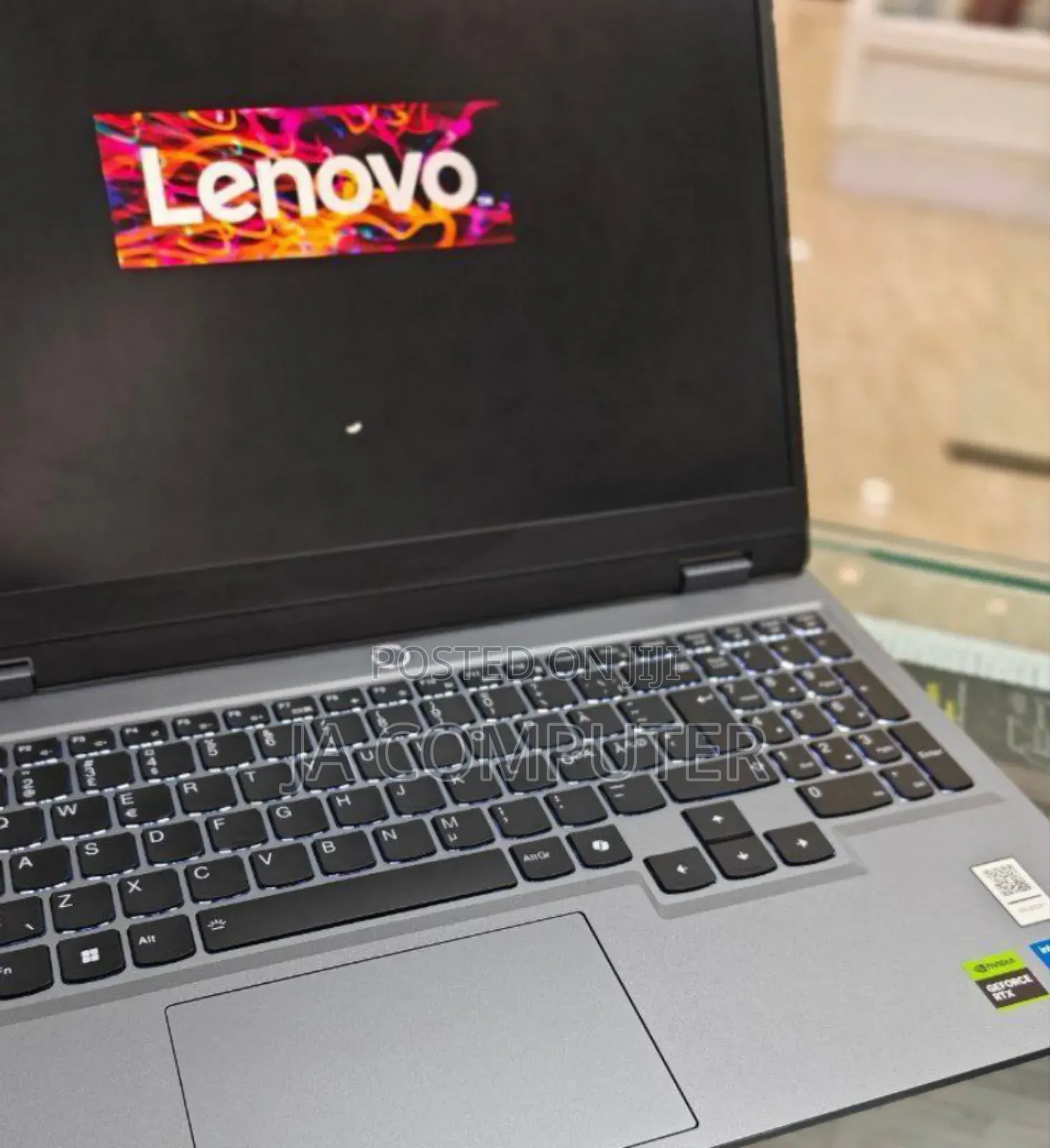 New Laptop Lenovo LOQ 15IRH8 16GB Intel Core I5 SSD 512GB