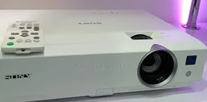 Sony Projector
Model Name VPL-Dx102
Hardware Interface 
Vga,