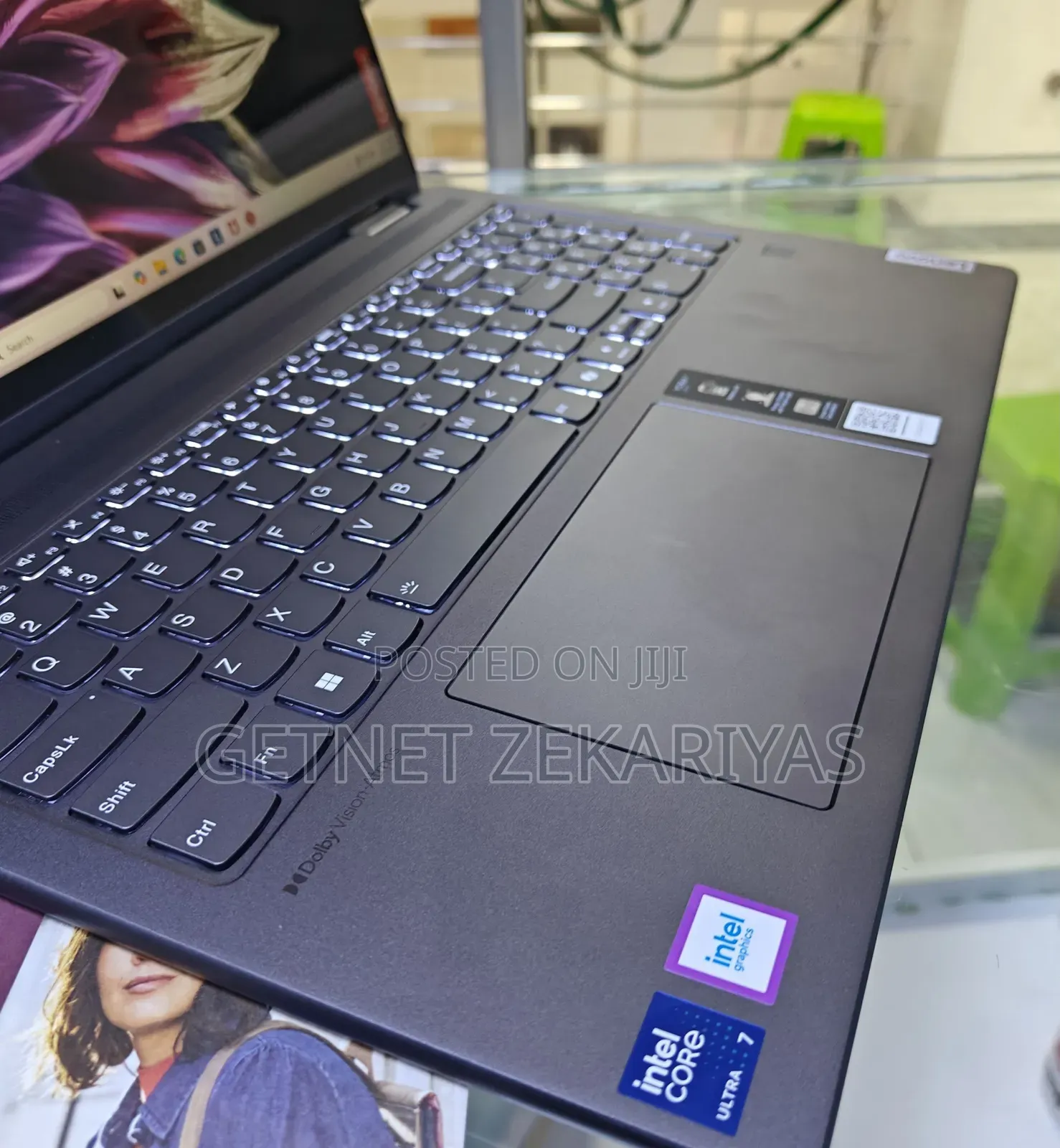 New Laptop Lenovo Yoga 7i 16GB Intel Core Ultra 7 SSD 1T