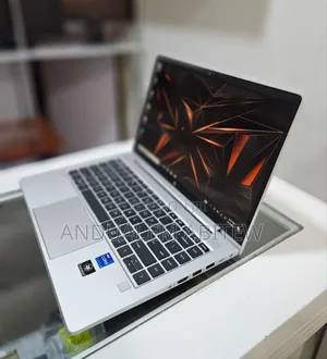 New Laptop HP ProBook 440 G9 32GB Intel Core I7 SSD 512GB