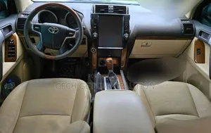 Toyota Land Cruiser Prado 2014 White