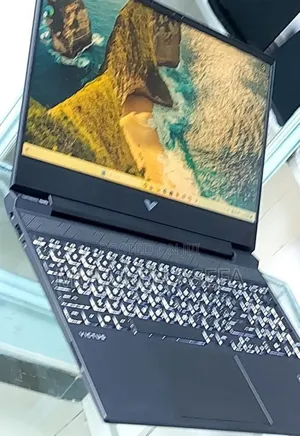 New Laptop HP Victus 15 8GB AMD Ryzen 5 SSD 512GB