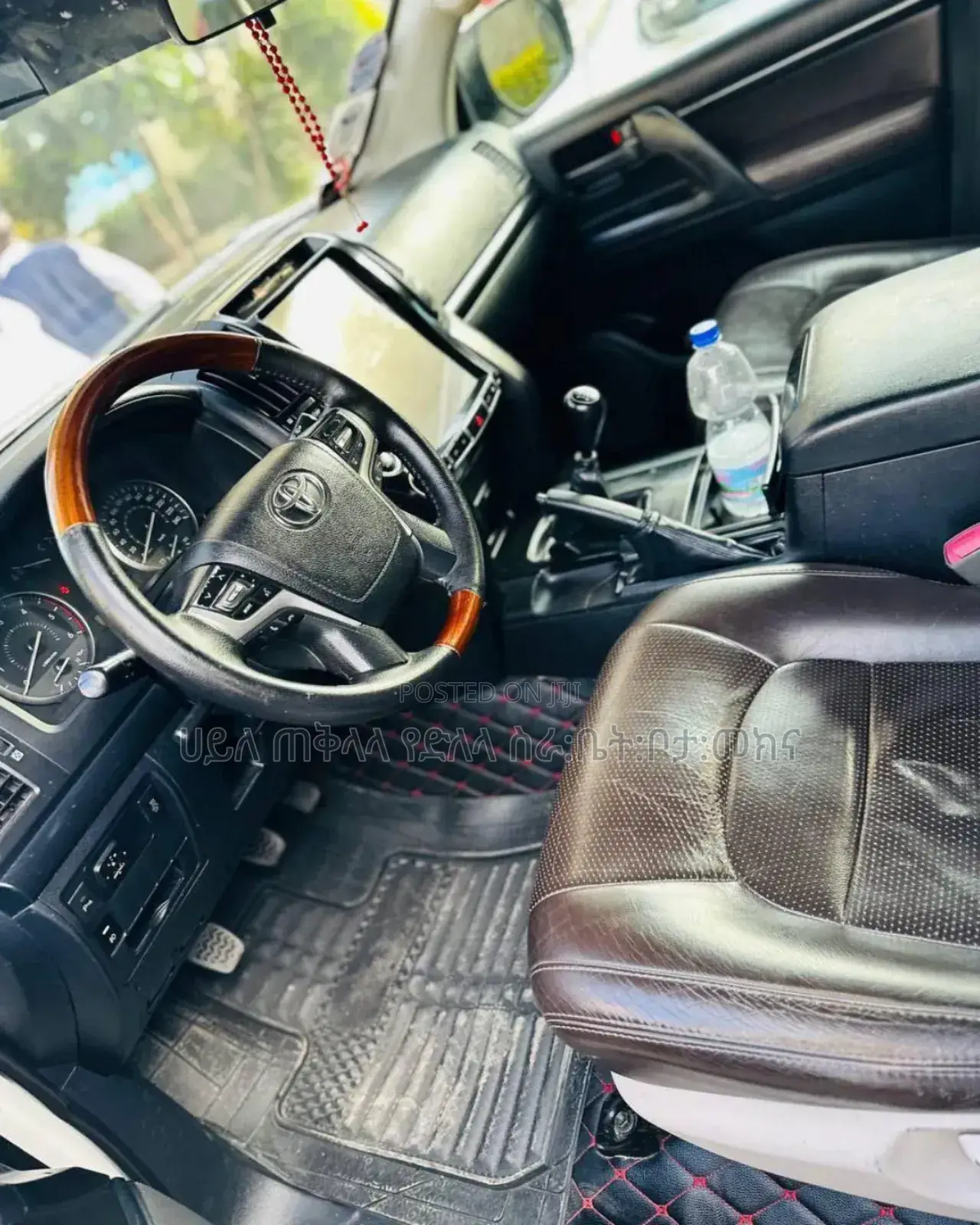 Toyota Land Cruiser 2011 Ivory