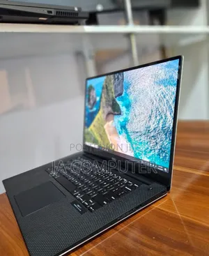 New Laptop Dell XPS 15 16GB Intel Core I7 SSD 512GB