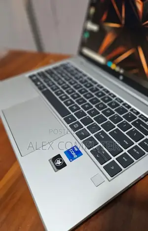 New Laptop HP ProBook 440 G10 32GB Intel Core I7 SSD 512GB