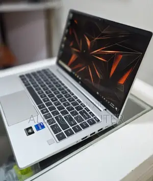 New Laptop HP ProBook 440 G10 32GB Intel Core I7 SSD 512GB