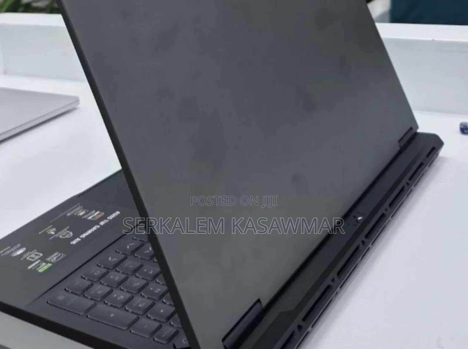 New Laptop Asus TUF Gaming A15 32GB AMD Ryzen 9 SSD 1T