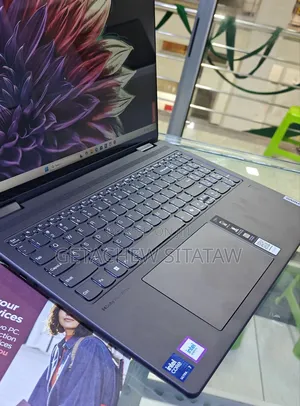 New Laptop Lenovo Yoga 7i 16GB Intel Core I7 SSD 1T