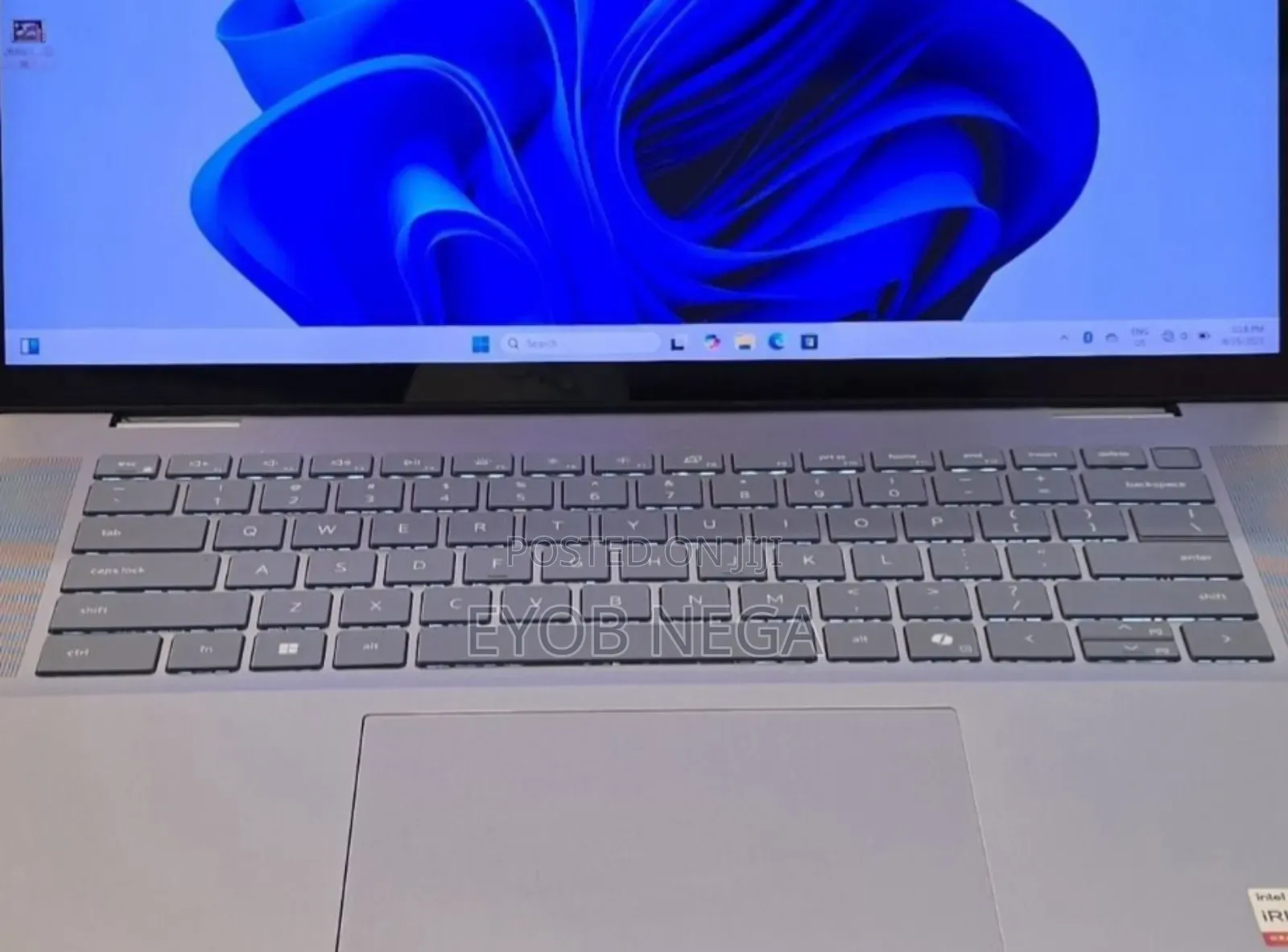 New Laptop Dell Inspiron 16 5620 16GB Intel Core Ultra 7 SSD 1T