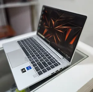 New Laptop HP ProBook 440 G9 32GB Intel Core I7 SSD 512GB
