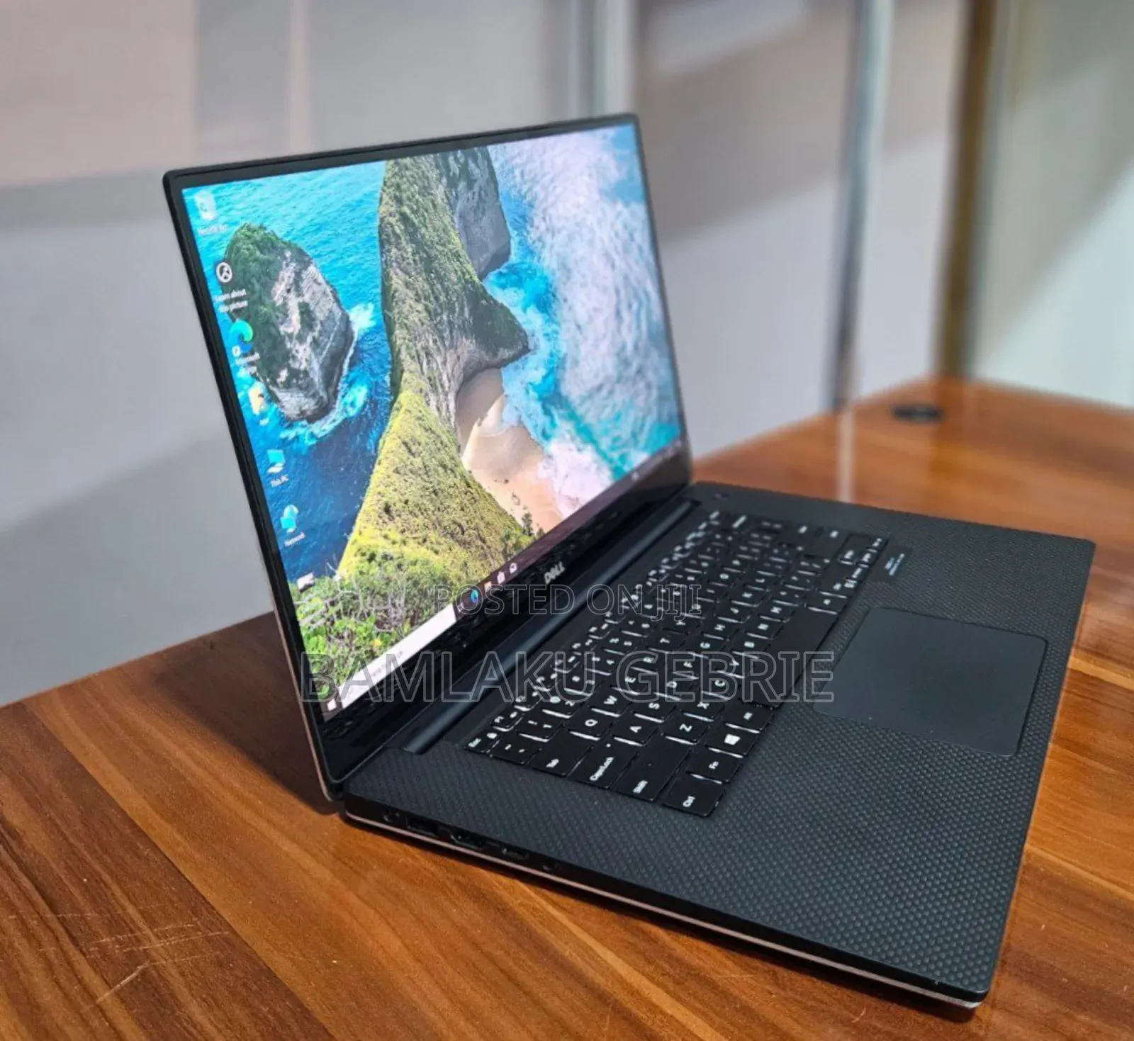 New Laptop Dell XPS 15 16GB Intel Core I7 SSD 512GB