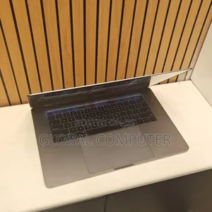 New Laptop Apple MacBook Pro 2019 32GB Intel Core I9 SSD 1T