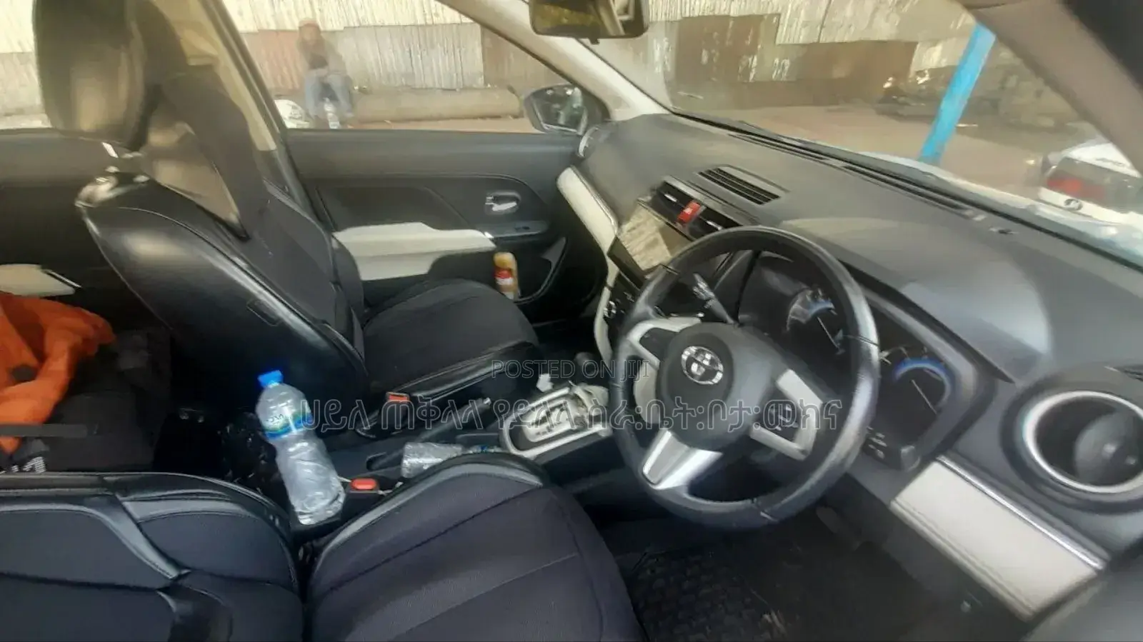 Toyota Rush 2021 Silver