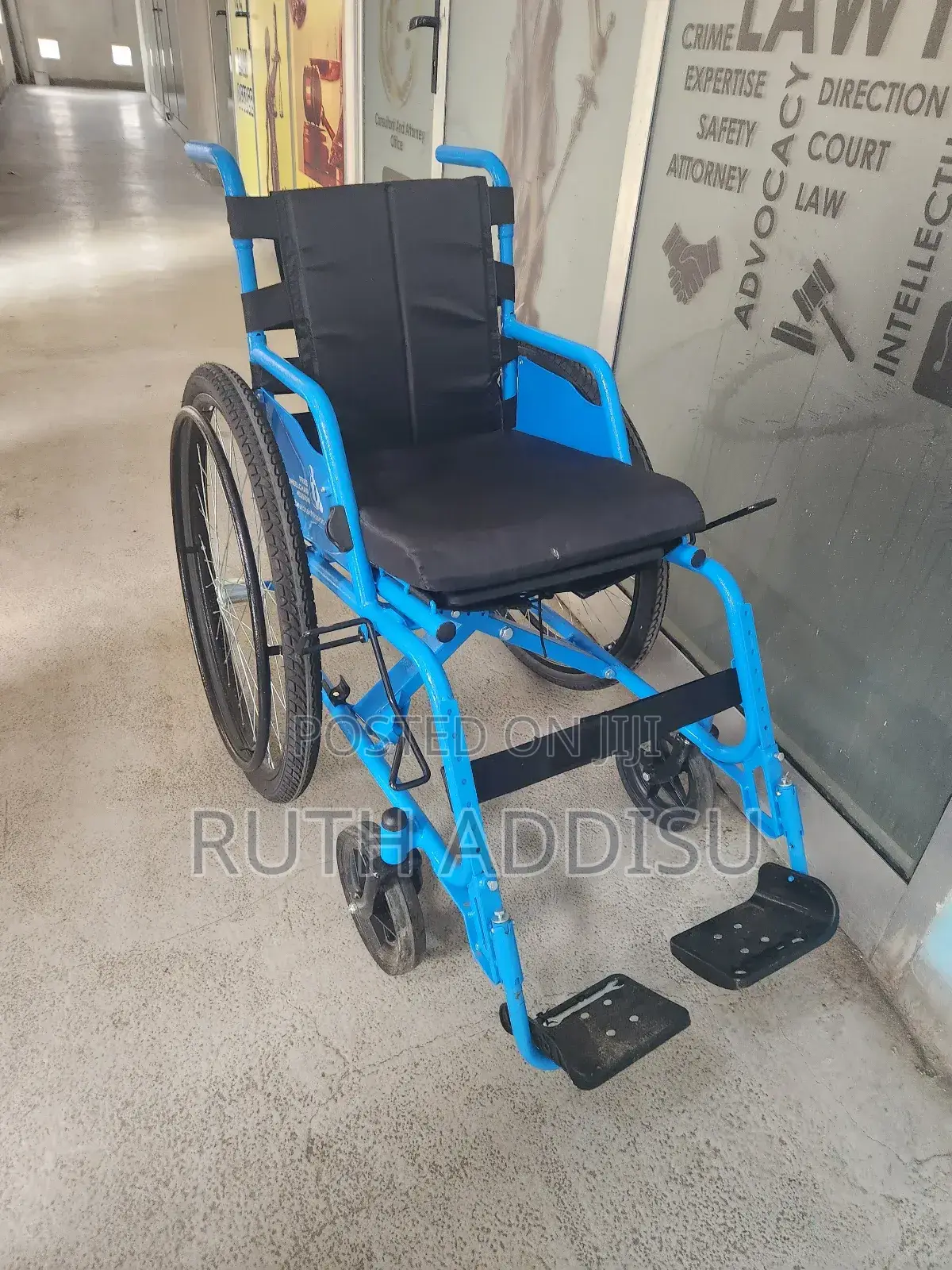 Foldable Strong Iron Wheelchair乏力wheelchair匣子wheelchair扶日wheelchair
