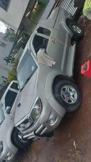 Toyota Hilux 2009 Silver
