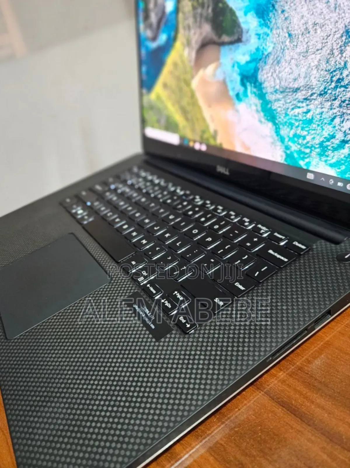 New Laptop Dell XPS 15 16GB Intel Core I7 SSD 512GB