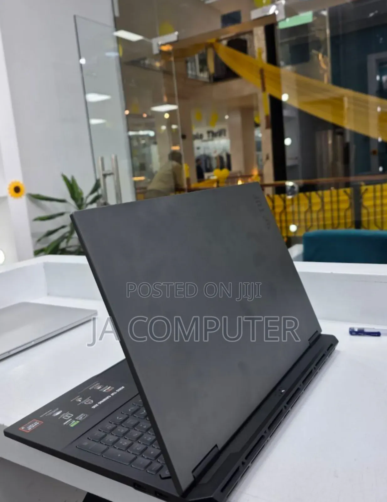 New Laptop Asus TUF Gaming A15 32GB AMD Ryzen 9 SSD 1T