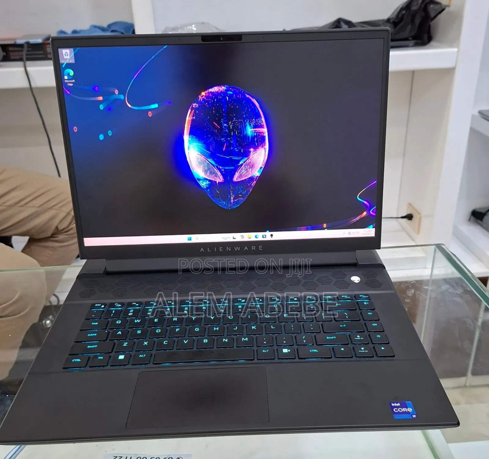 New Laptop Alienware M15 R3 16GB Intel Core I9 SSD 1T