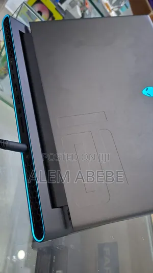 New Laptop Alienware M15 R3 16GB Intel Core I9 SSD 1T