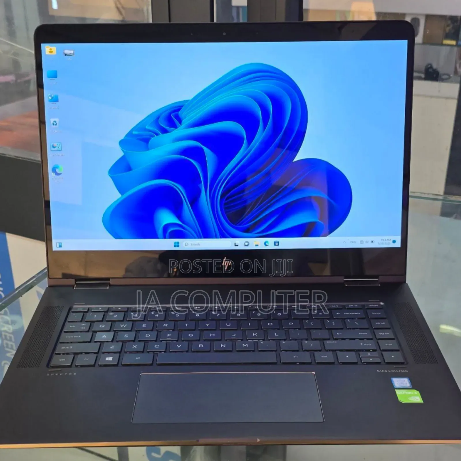 New Laptop HP Spectre 16GB Intel Core I7 SSD 1T