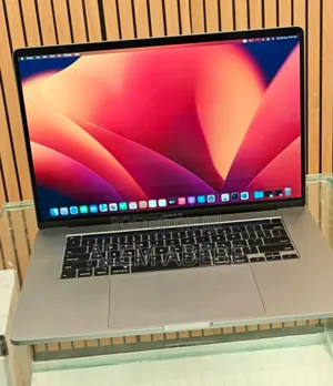 New Laptop Apple MacBook Pro 2019 16GB Intel Core I7 SSD 512GB