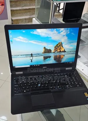 Photo - Laptop Dell Latitude E5540 8GB Intel Core I7 SSD 256GB