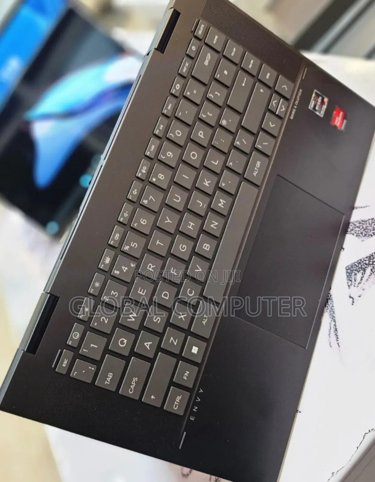 New Laptop HP Envy X360 8GB AMD Ryzen 5 SSD 256GB