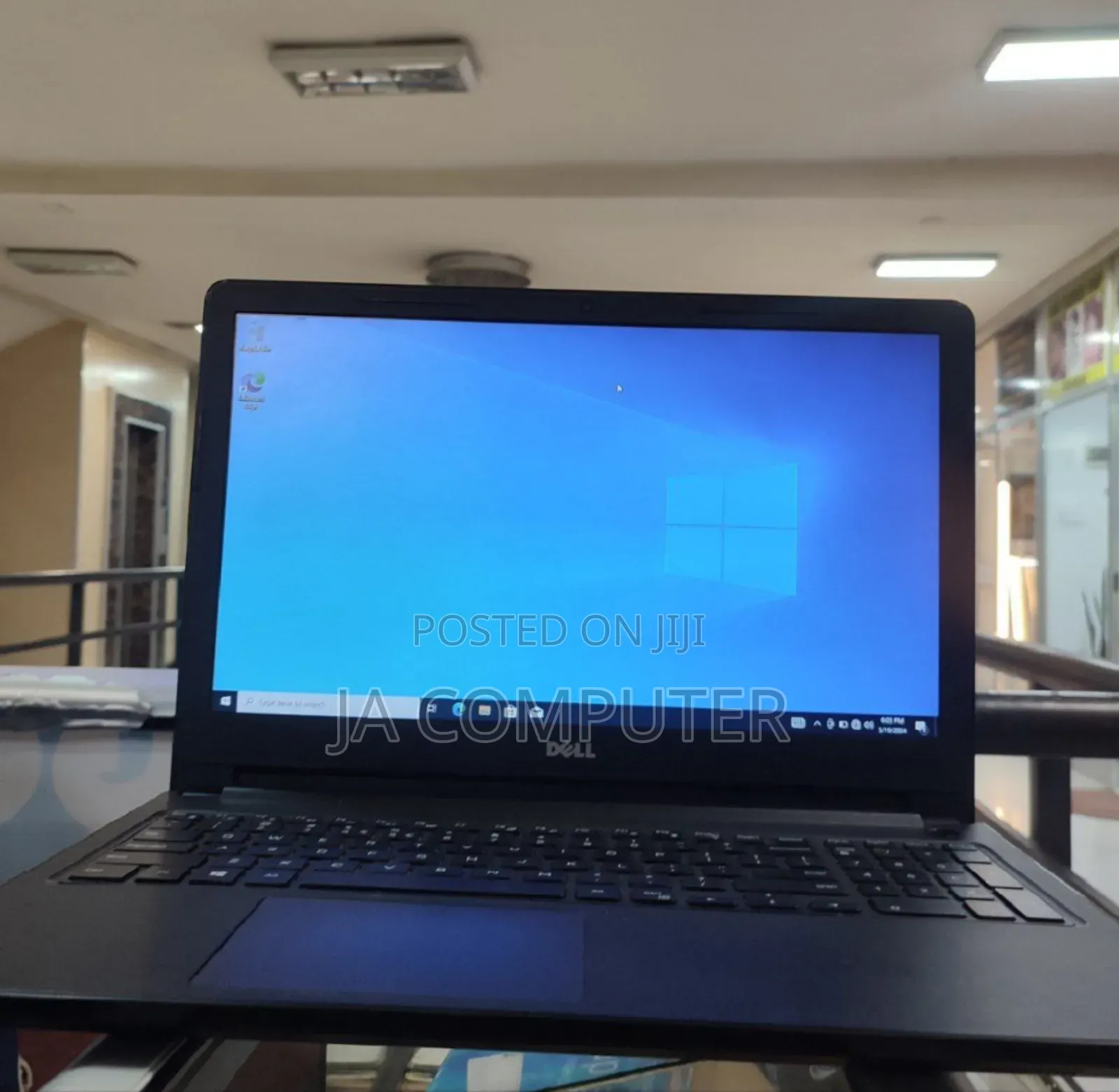 New Laptop Dell Vostro 15 3000 4GB Intel Core I5 SSD 256GB