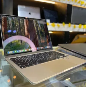 New Laptop Apple MacBook 16GB Apple M3 SSD 512GB