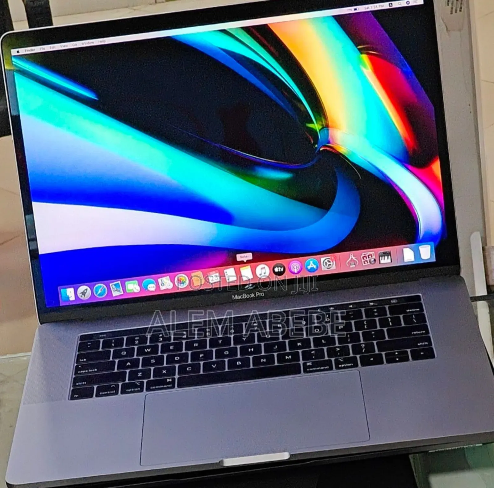 New Laptop Apple MacBook Pro 2019 32GB Intel Core I9 SSD 512GB