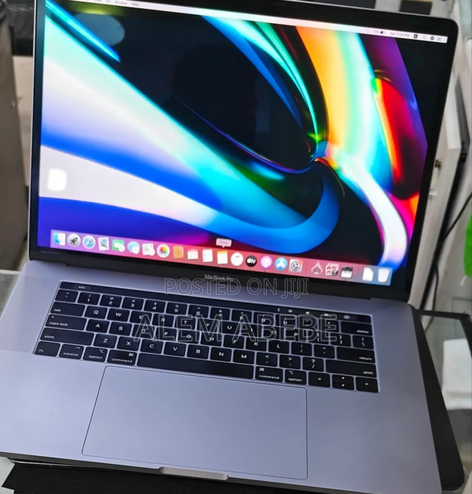 New Laptop Apple MacBook Pro 2019 32GB Intel Core I9 SSD 512GB
