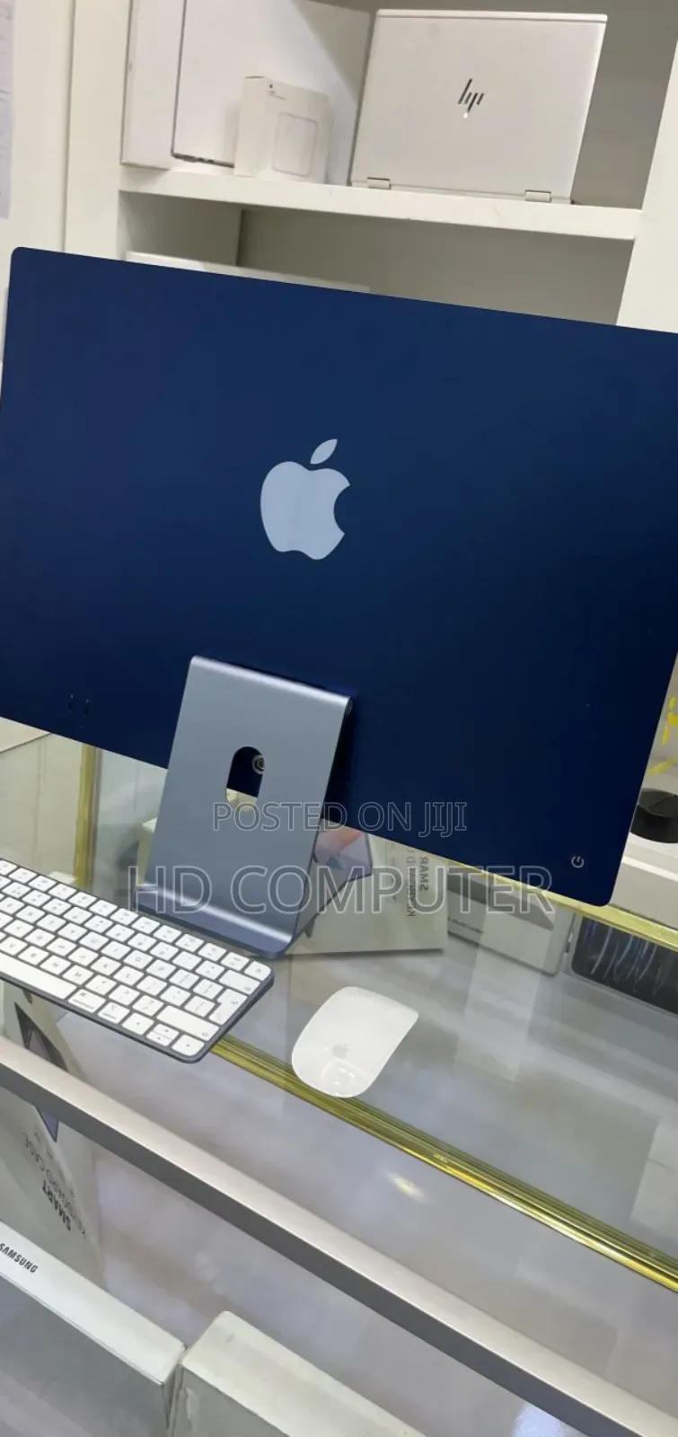 New Laptop Apple MacBook 8GB Apple M3 SSD 256GB