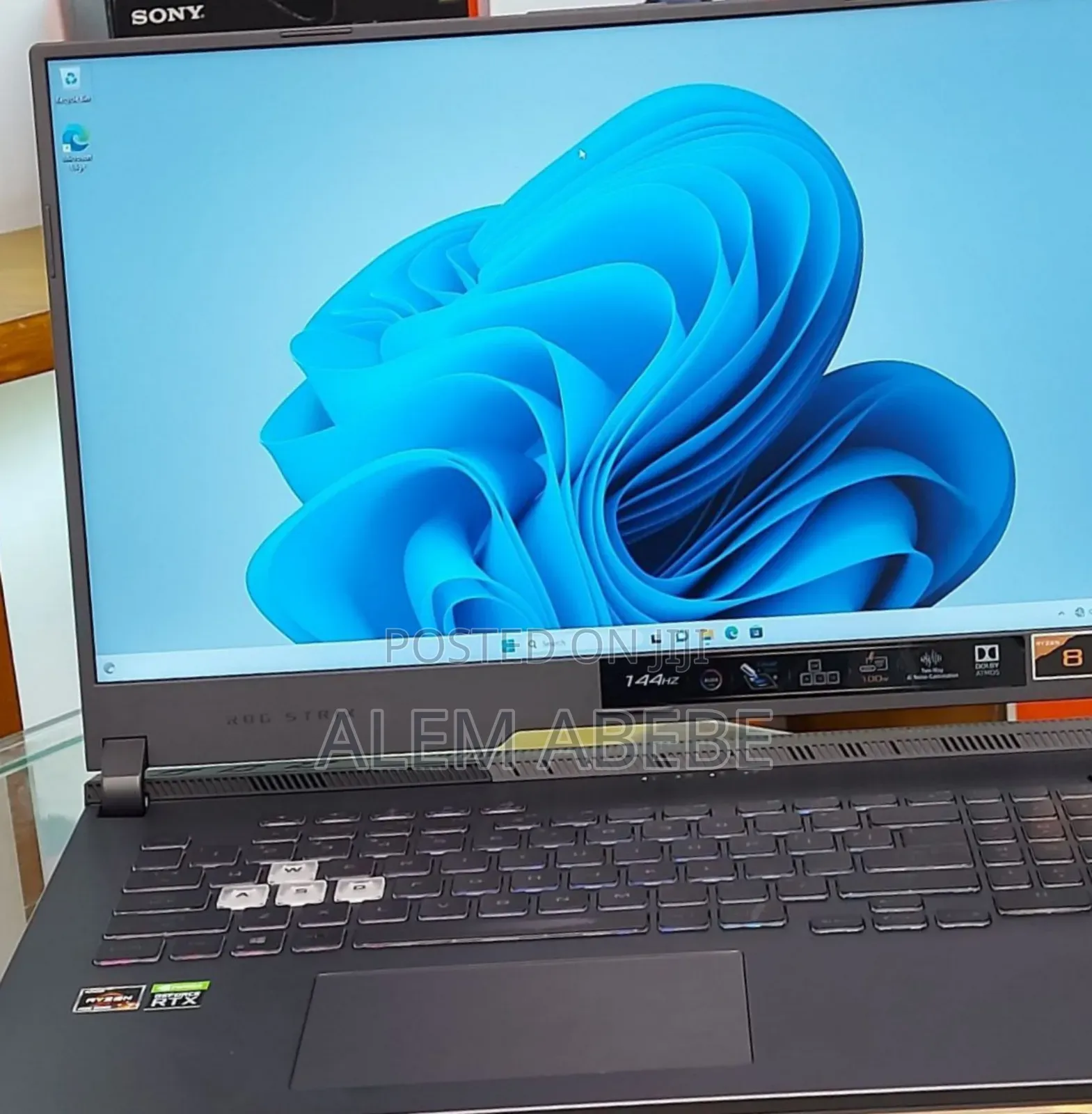 New Laptop Asus ROG Strix G17 16GB AMD Ryzen 7 SSD 1T