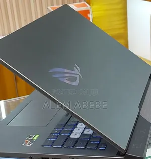 New Laptop Asus ROG Strix G17 16GB AMD Ryzen 7 SSD 1T