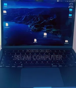 New Laptop Apple MacBook Air 2022 M2 8GB Intel Core M2 SSD 256GB