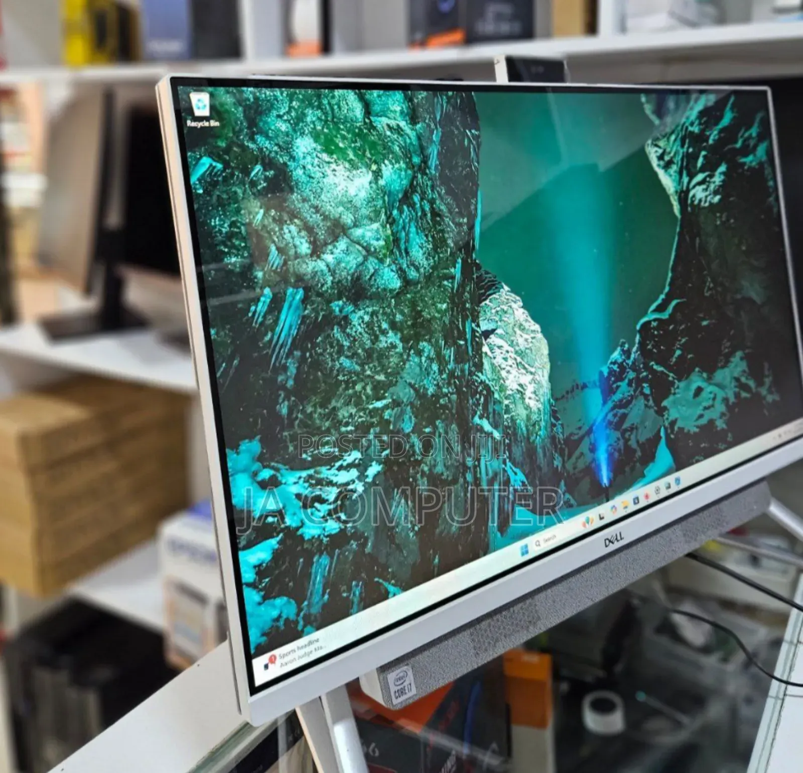 New Dell Inspiron 27 All-in-One 12GB Intel Core I7 SSD 512GB