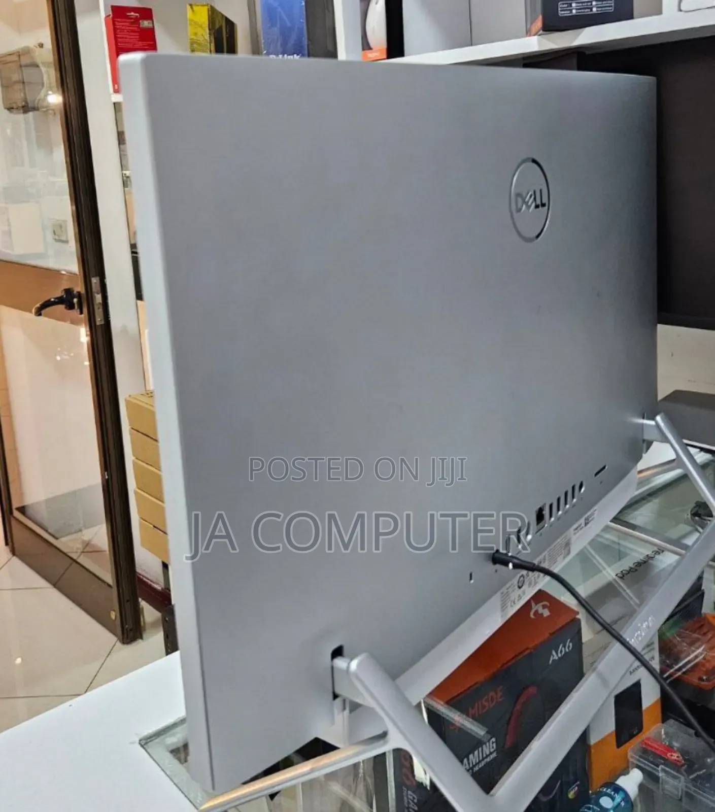 New Dell Inspiron 27 All-in-One 12GB Intel Core I7 SSD 512GB