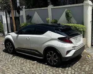 Toyota C-HR 2020 Ivory