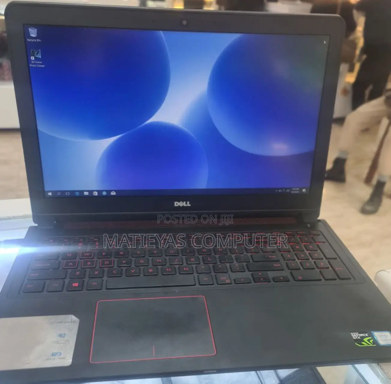 New Laptop Dell Inspiron 15 5577 16GB Intel Core I7 HDD+SSD 1T