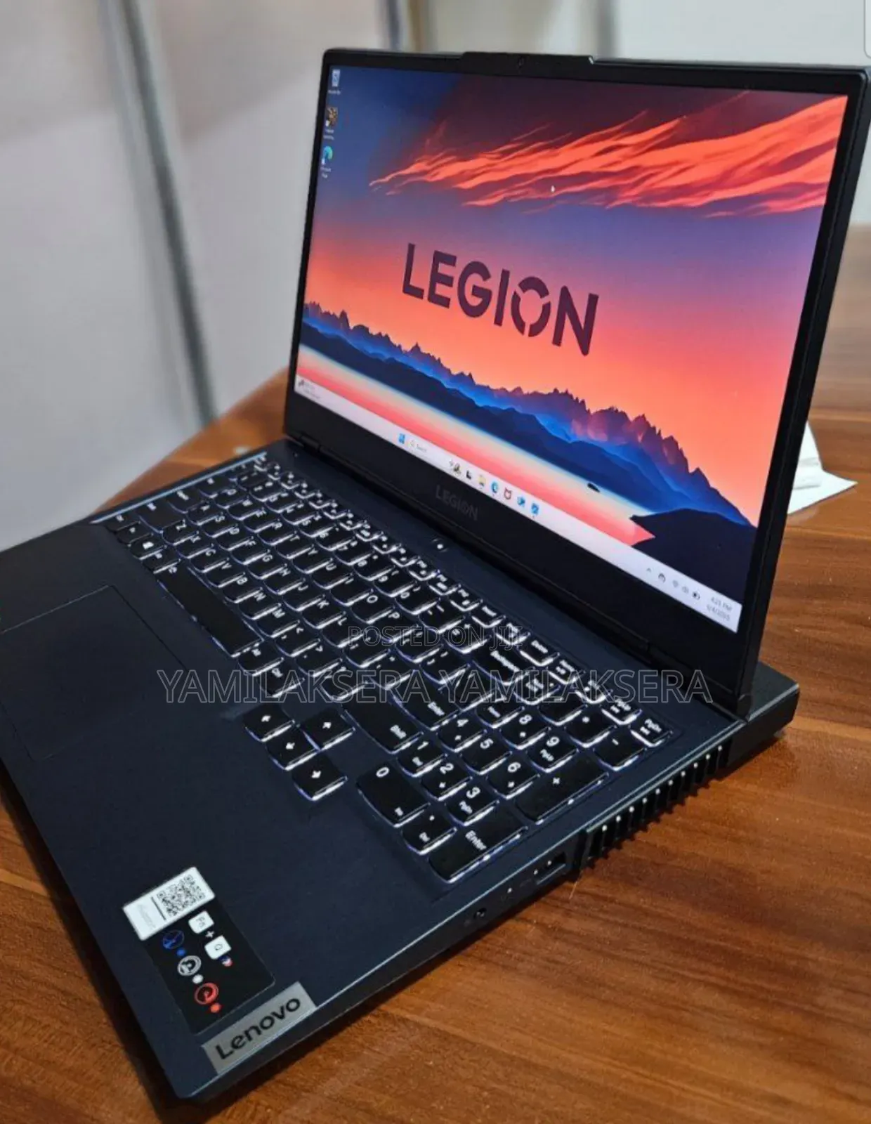 New Laptop Lenovo Legion 5 16GB AMD Ryzen 5 SSD 512GB